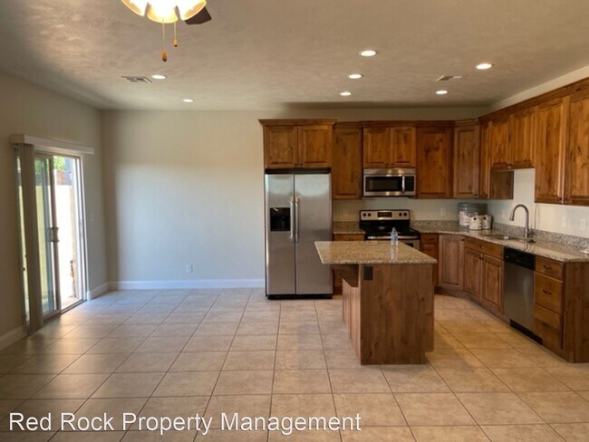 Foto del edificio - 3 br, 2.5 bath House - 3961 Bella Vista