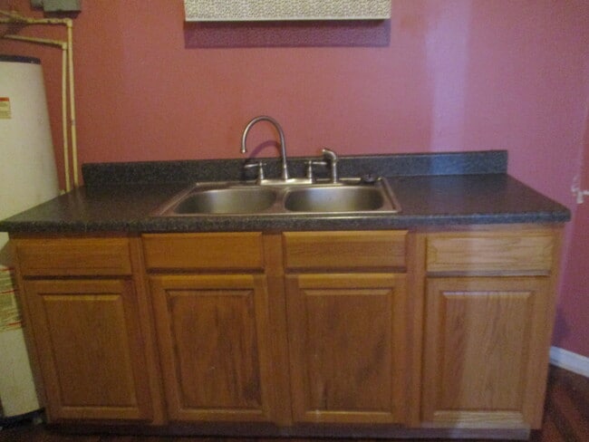 Foto del edificio - 43 E Main St