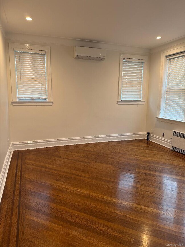 Foto del edificio - 35-36 164th St