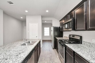 Building Photo - 9878 Laurel Lake Dr