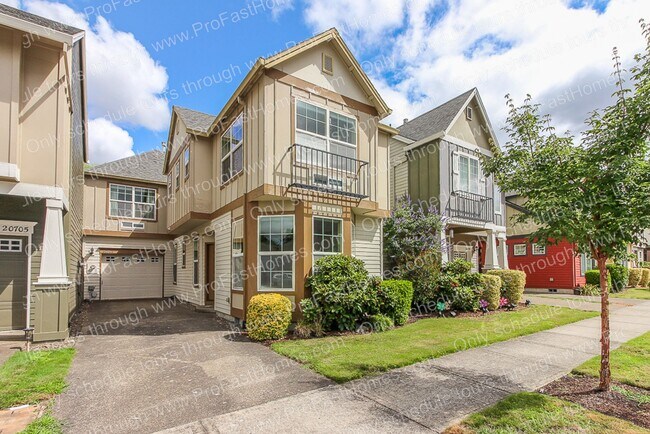 Building Photo - 20703 SW Rosemount St
