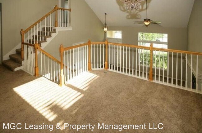Building Photo - 3 br, 2 bath House - 152 NE Hidden Meadow Ln