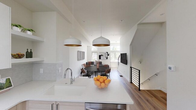Foto del edificio - 2578 S Delaware St