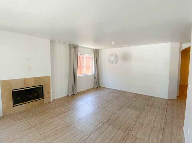 Building Photo - 51945 Avenida Madero