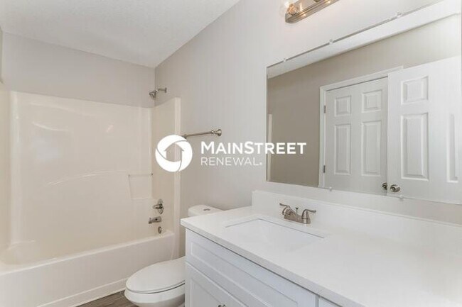 Foto del edificio - 4 Bedroom Pet-Friendly Home in ATLANTA, GA...