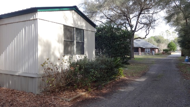 Building Photo - 85255 Harts Rd