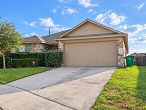 Building Photo - 23307 Dukes Run Dr