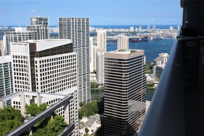 Building Photo - 801 S Miami Ave