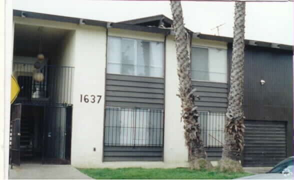 Building Photo - 1637 Pine Ave