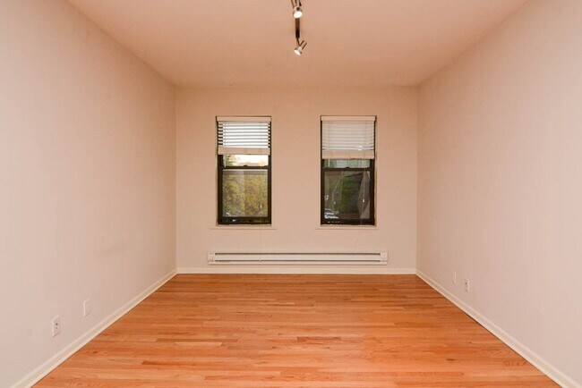Foto del edificio - 2839 W Palmer St
