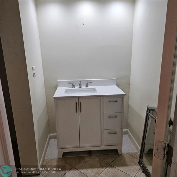 Foto del edificio - 4848 NW 24th Ct