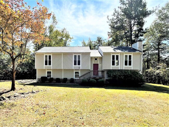 Building Photo - 9082 Green Pines Ct