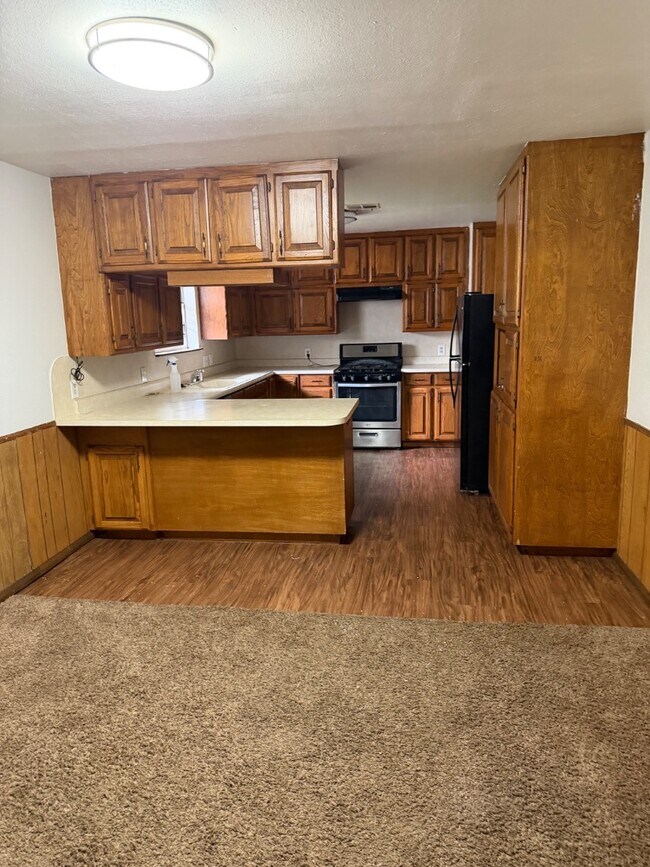 Building Photo - 1500 SW 68th St