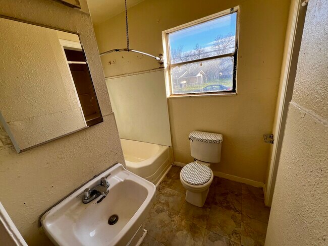 Foto del edificio - 103 Stanley Ct