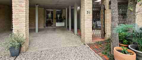 Foto del edificio - 31 Forest Dr Loop