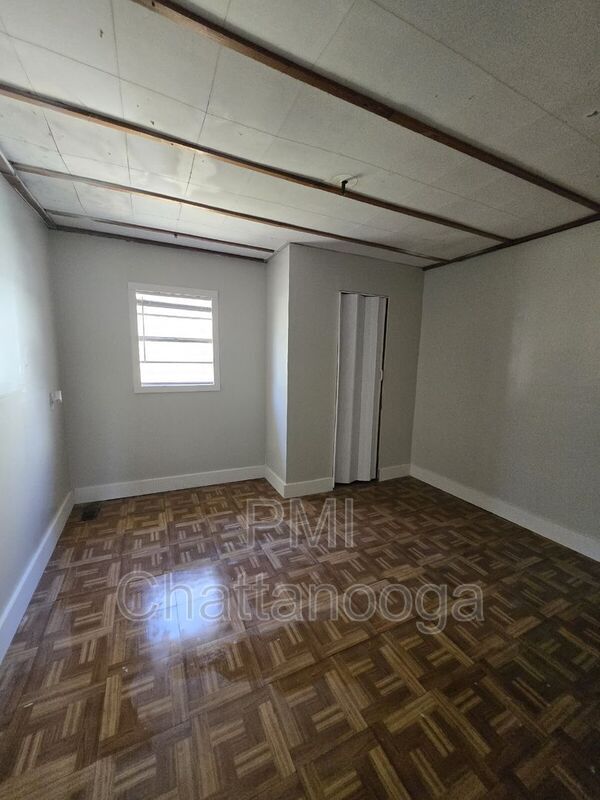 Foto del edificio - 111 Owens Rd