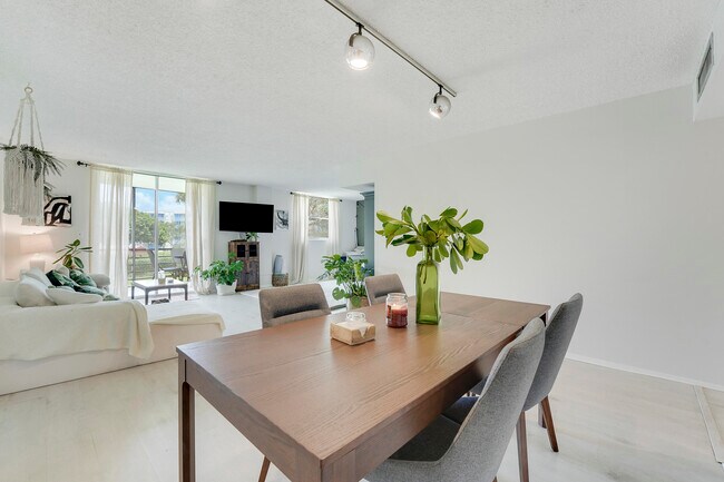 Foto del edificio - 299 NW 52nd Terrace