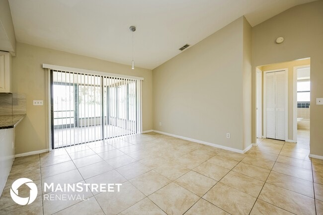 Building Photo - 108 Airview Ave