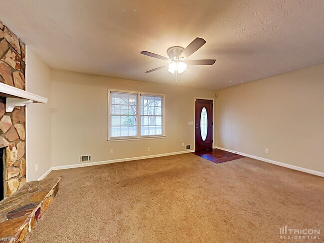 Building Photo - 2092 Toonigh Rd