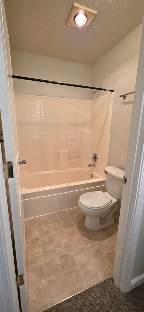 Building Photo - Beautiful Condo in Gilham