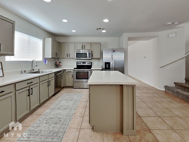 Building Photo - 6173 S Bell Pl