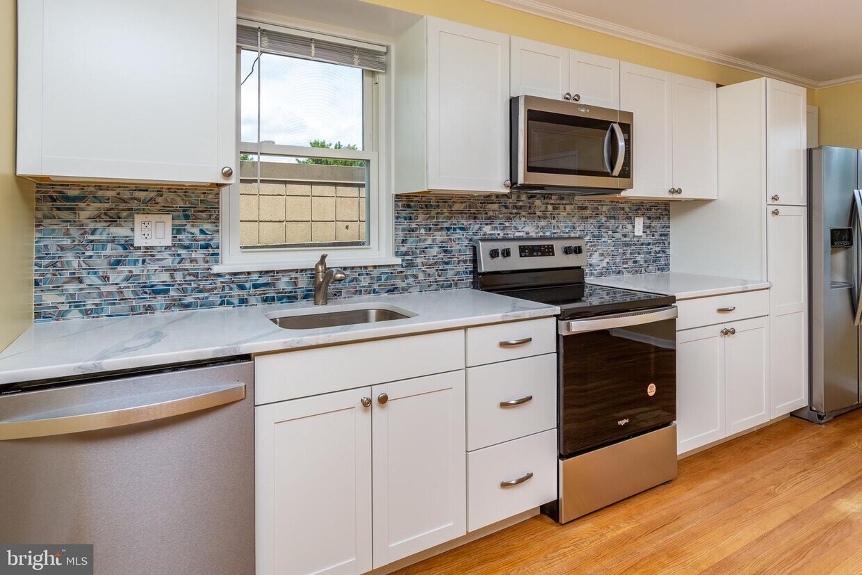 Foto principal - 15 Cranbury Rd