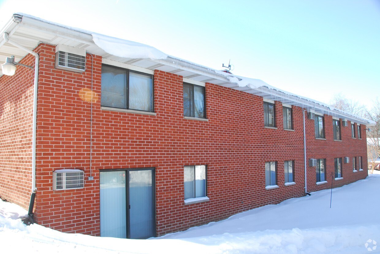 401 S Marietta St, Verona, WI 53593 401 S Marietta St Verona, WI