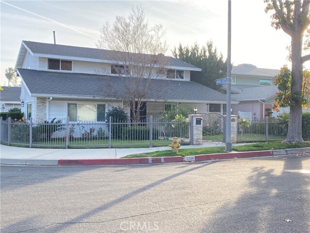 Foto principal - 13330 Killion St