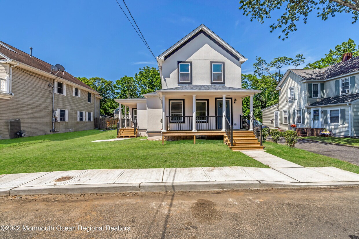 14 Brown Pl, Ocean Township, NJ 07755 House Rental in Ocean Township