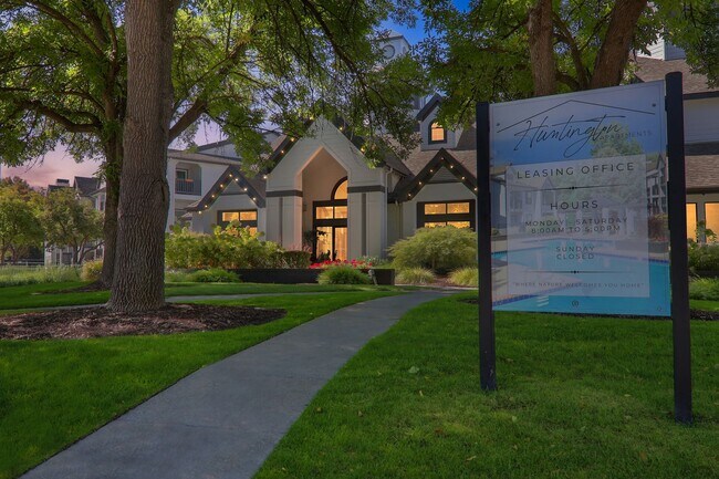 Foto del edificio - Huntington