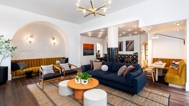 Salón para residentes de Griffis Mission Valley - Griffis Mission Valley