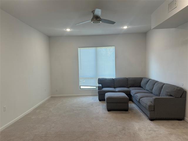 Foto del edificio - 209 W 6th St