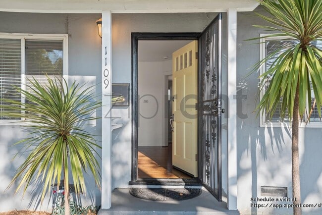 Foto del edificio - 1109 Junipero Ave