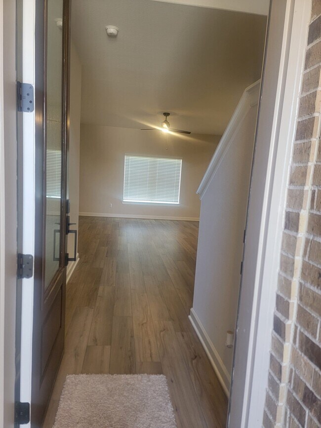 Building Photo - 3053 Myrtle Sunset Dr