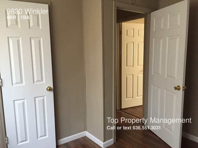 Building Photo - 9830 Winkler Dr