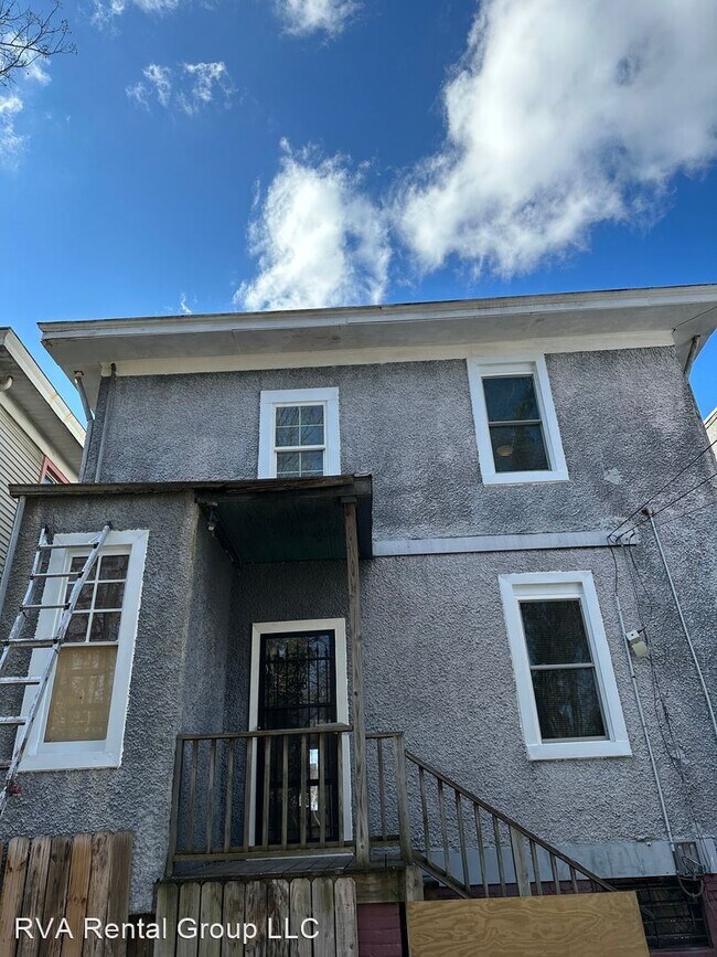 Building Photo - 4 br, 2 bath House - 2215 4th Ave