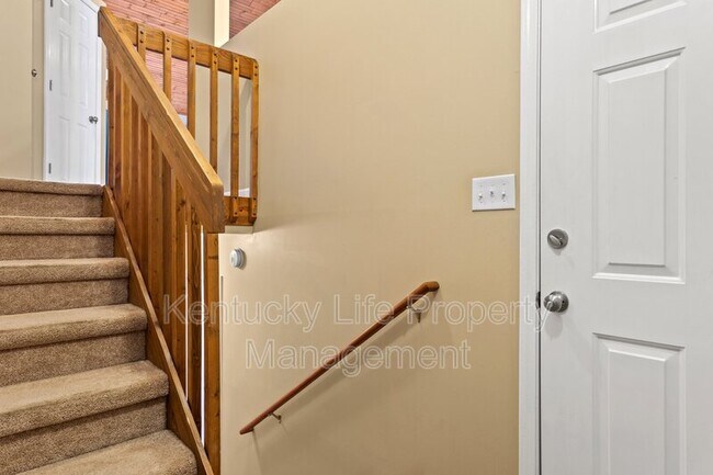 Building Photo - 3505 Squires Woods Way