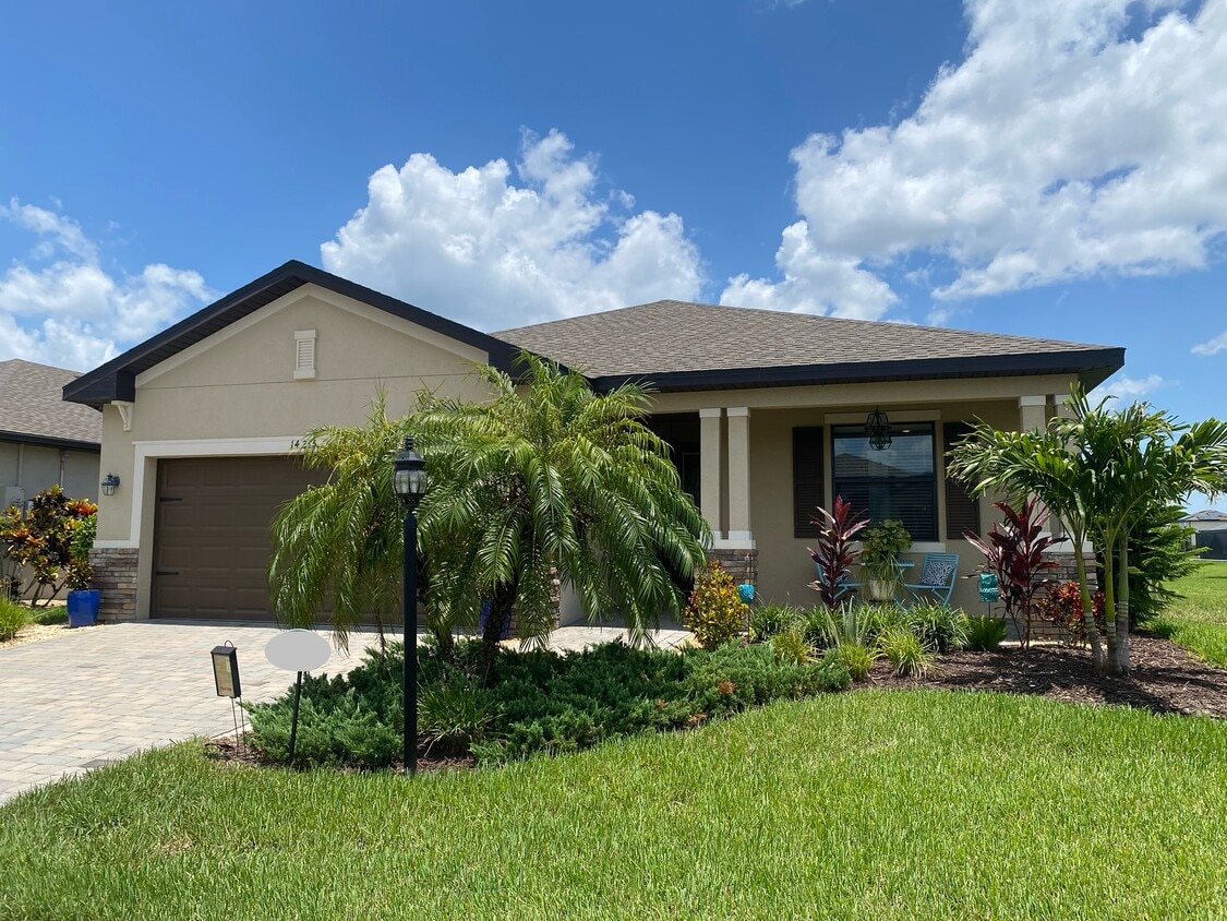 Primary Photo - 14215 Vindel Cir