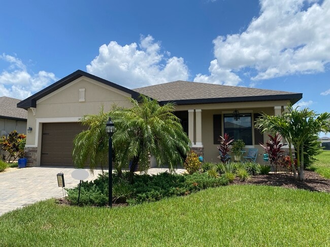 Building Photo - 14215 Vindel Cir
