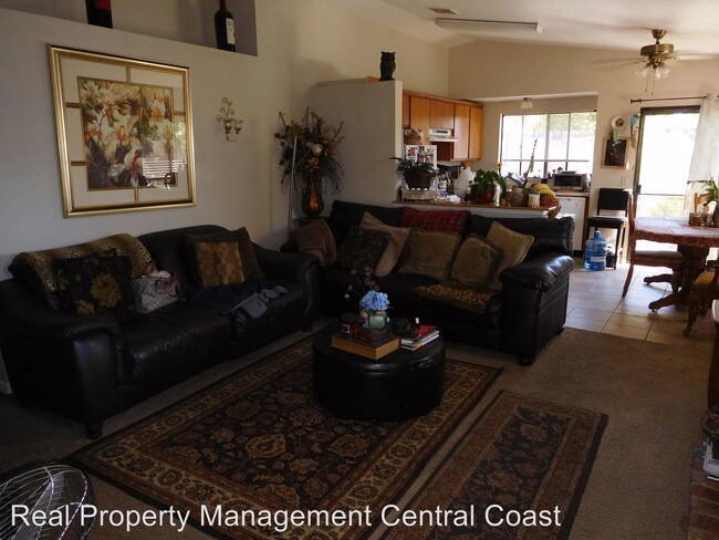 Foto del edificio - 1310 White Clover Ln