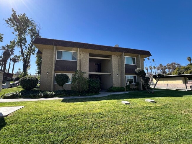 Photo - 11170 Poplar St Apartment