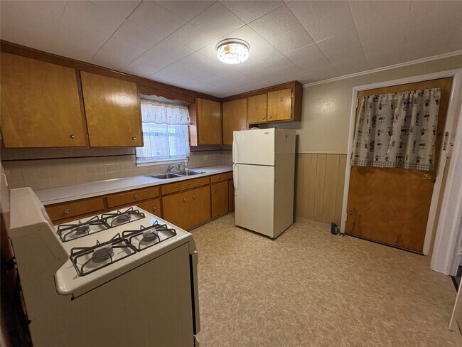 Foto del edificio - 308 Odell Ave