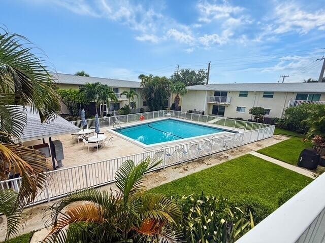 Foto del edificio - 809 Hummingbird Way