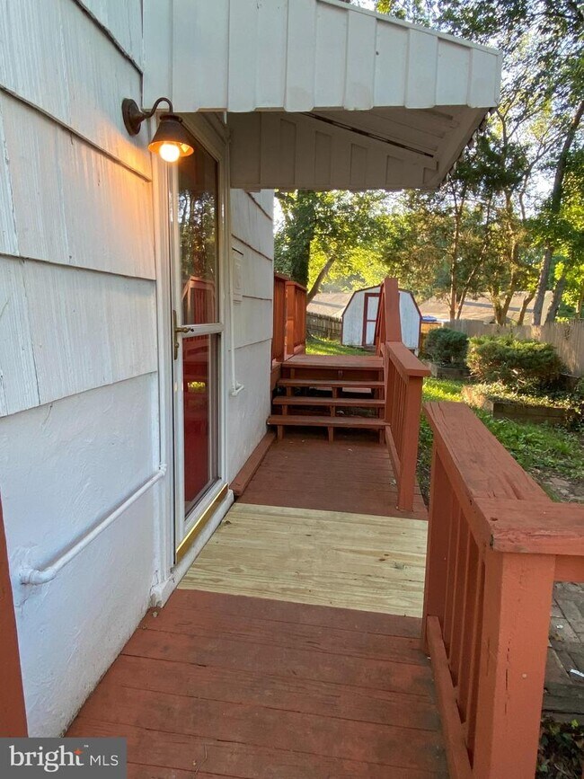 Building Photo - 7807 Elroy Pl