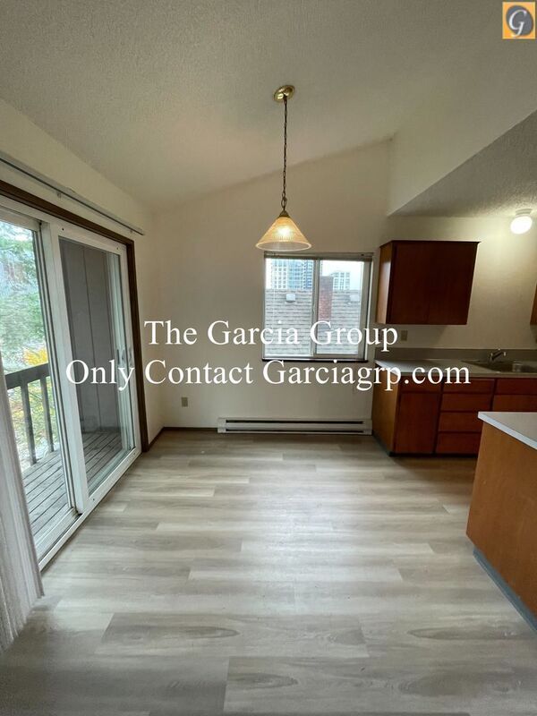 Foto del edificio - 3712 S Kelly Ave