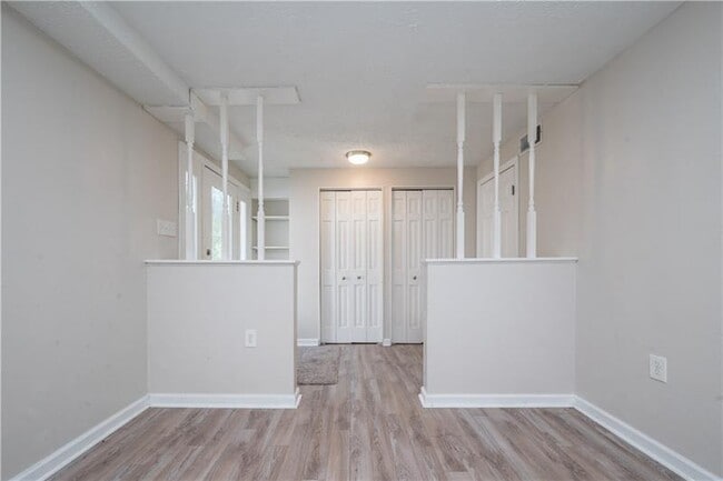 Building Photo - 702 Seavey Rd