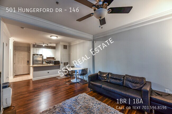 Foto del edificio - Bright and Sunny 1 Bed Condo at The Fitz.