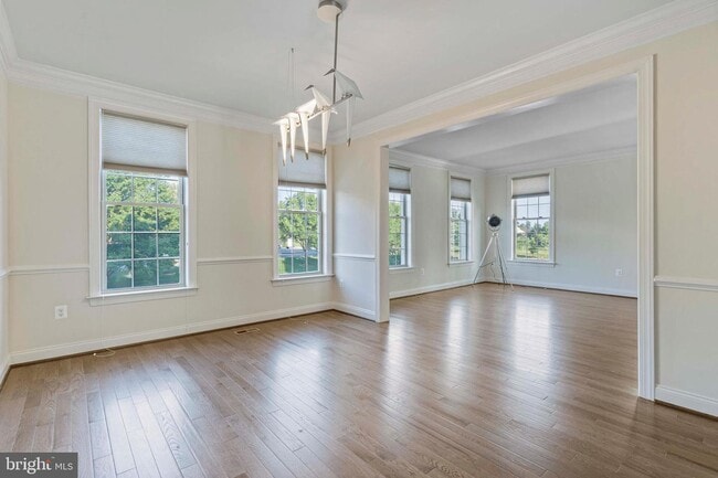 Building Photo - 22599 Windsor Locks Square