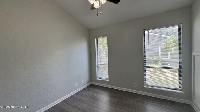 Building Photo - 217 Loring Ct