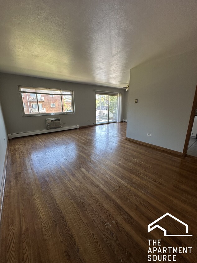 Foto principal - 1639 Oakwood Ave